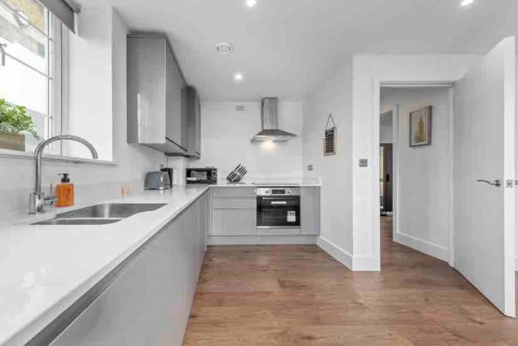 Cozy Flat Near London Eye/ Victoria / Vauxhall Apartment Bagian luar foto